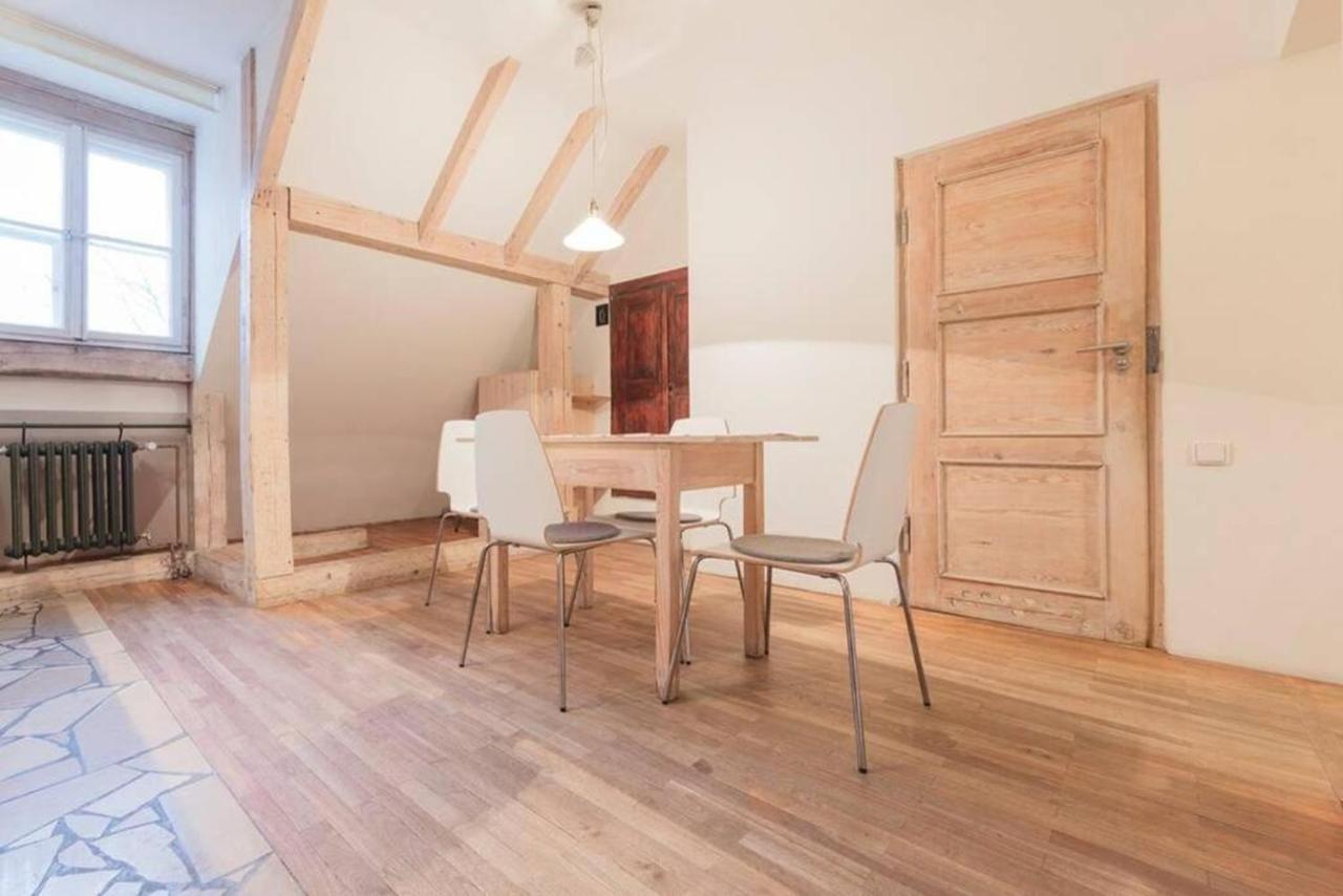 Snug Apartment In A Tenement House - Old Town - F50/5 Warschau Exterior foto