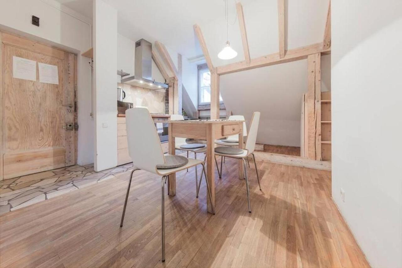 Snug Apartment In A Tenement House - Old Town - F50/5 Warschau Exterior foto